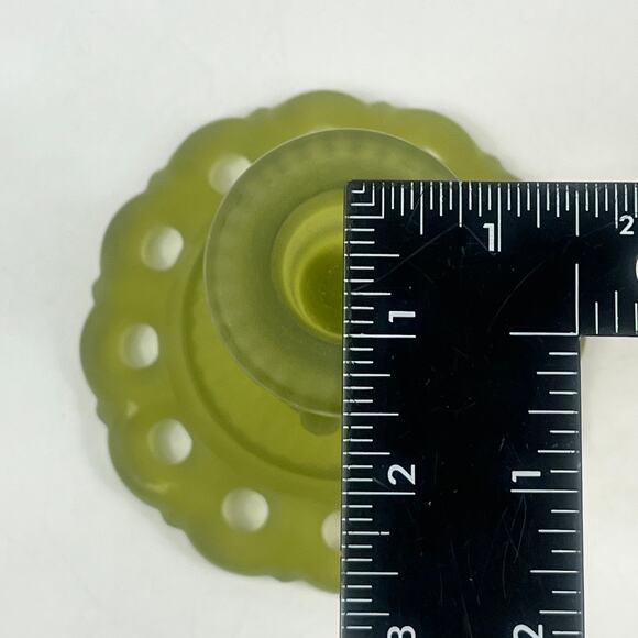 Vtg Westmoreland Doric Lace Olive Green Satin Glass Candlestick Holders Pair USA - Picture 6 of 6